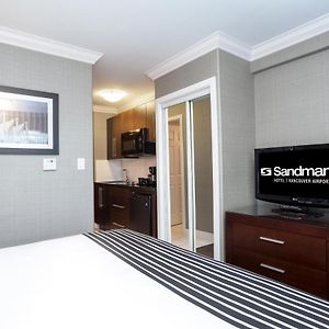 Sandman Hotel Vancouver Airport